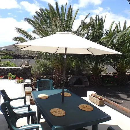 度假居 小礼堂度假屋 Masdache